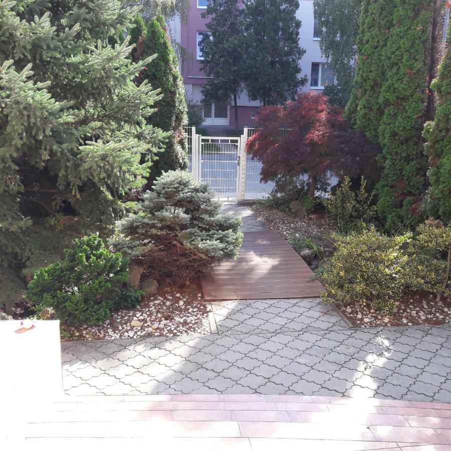 Villa Kysucka Сенец Экстерьер фото